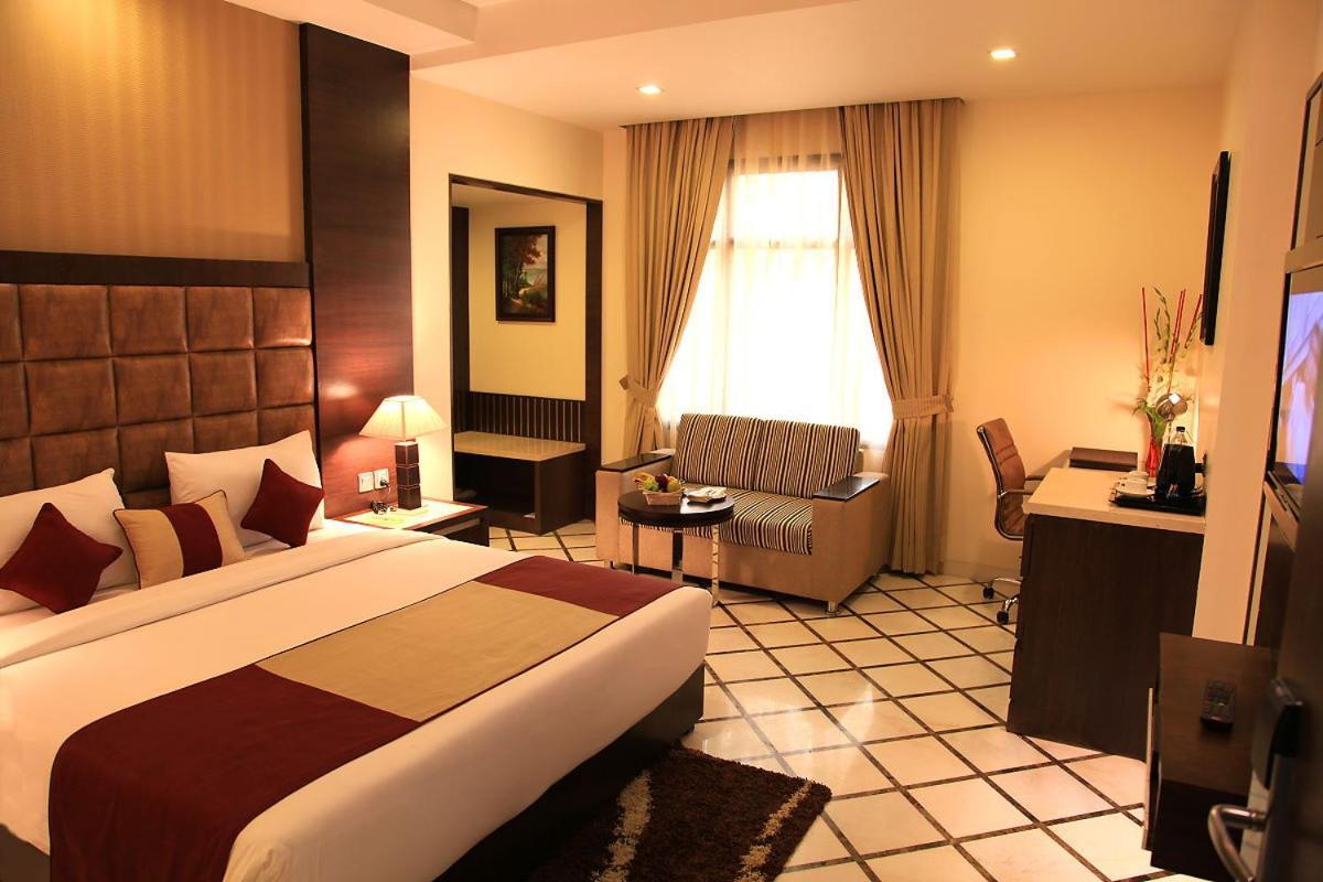 Hotel Florence New Delhi Exterior photo